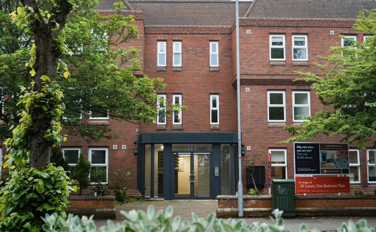 Park House - City Centre Apartment Peterborough Dış mekan fotoğraf